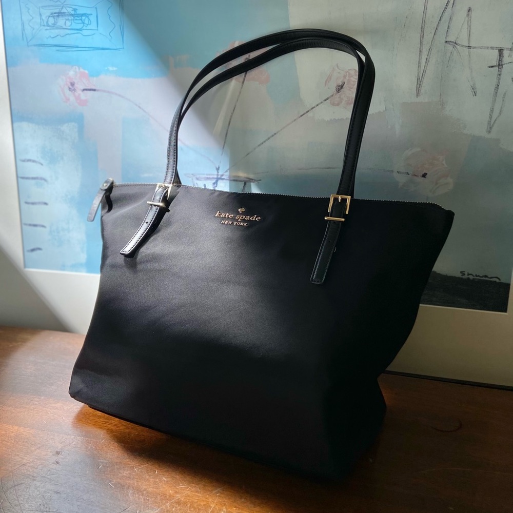 SOLD dead stock Kate Spade New York Dawn Place Insulated tote bag